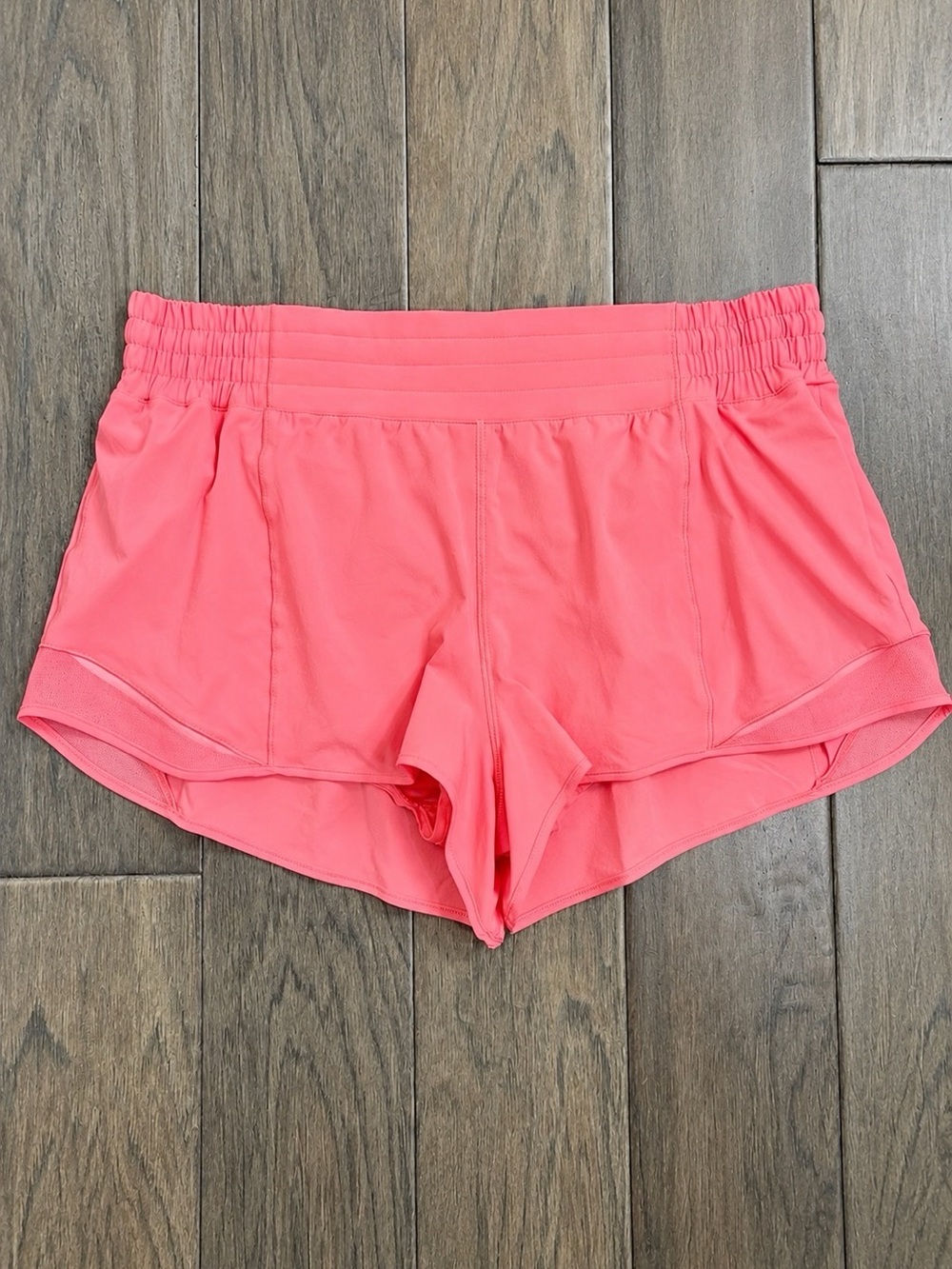NEW Lululemon Hotty Hot High-Rise Short 2.5" Sakura Pink